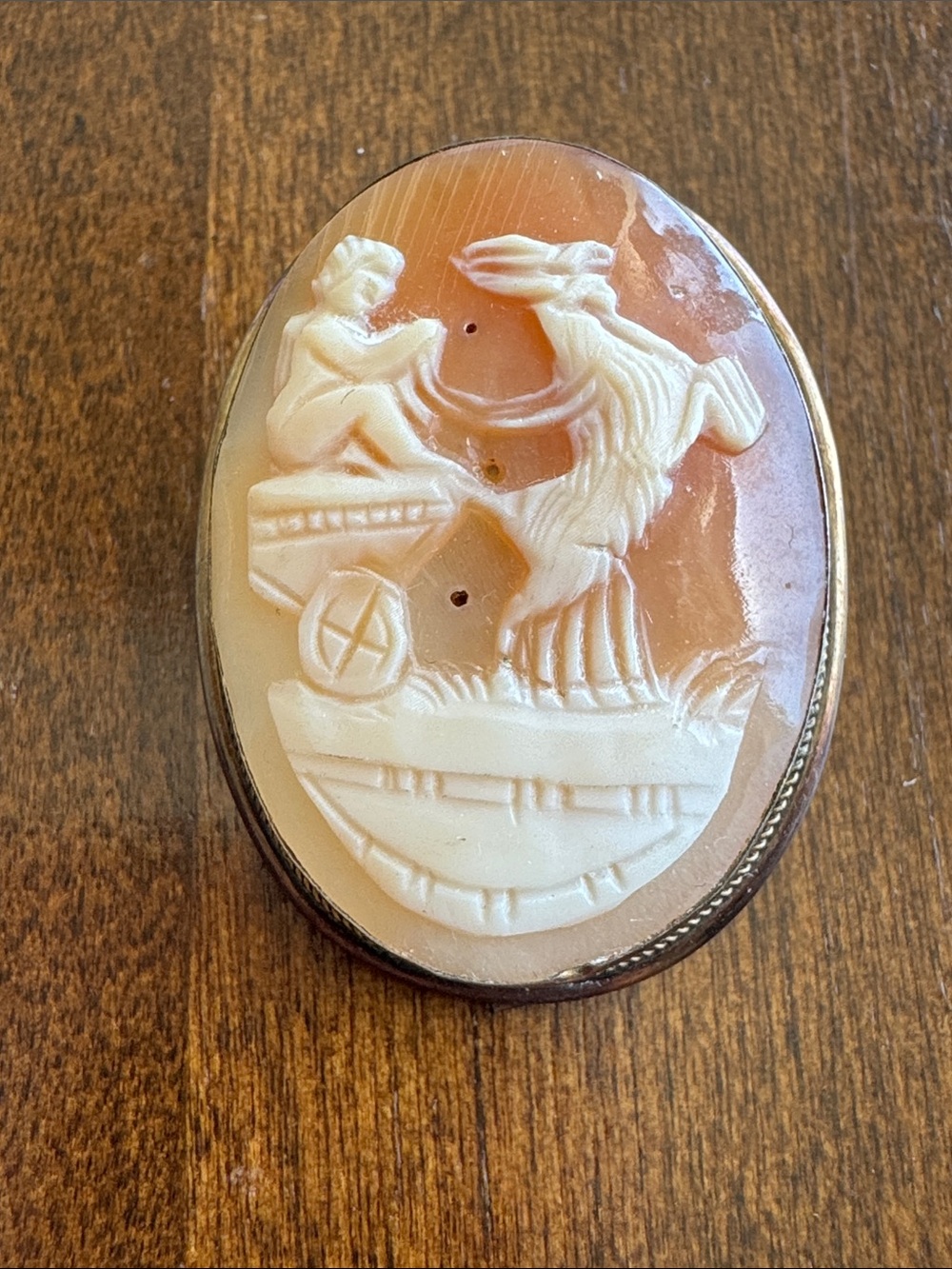 Vintage Italian Silver Cameo Shell Portrait Brooch - Cream on Peach